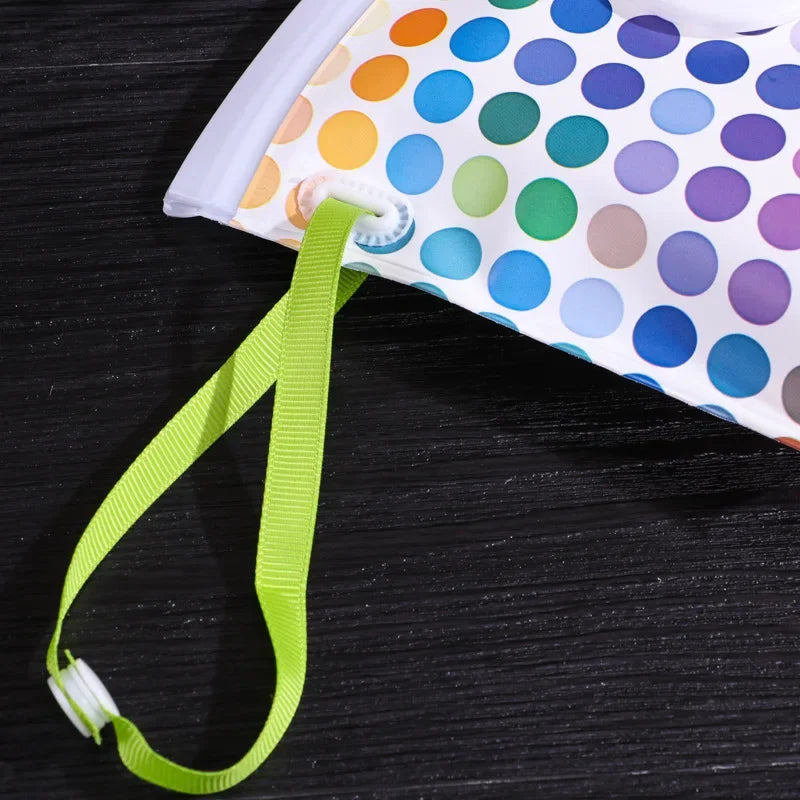 EVA Baby Wet Wipe Pouch Cute Snap-Strap Refillable Wet Wipes Bag Flip Cover Tissue Box Outdoor Useful Baby Stroller Accessory